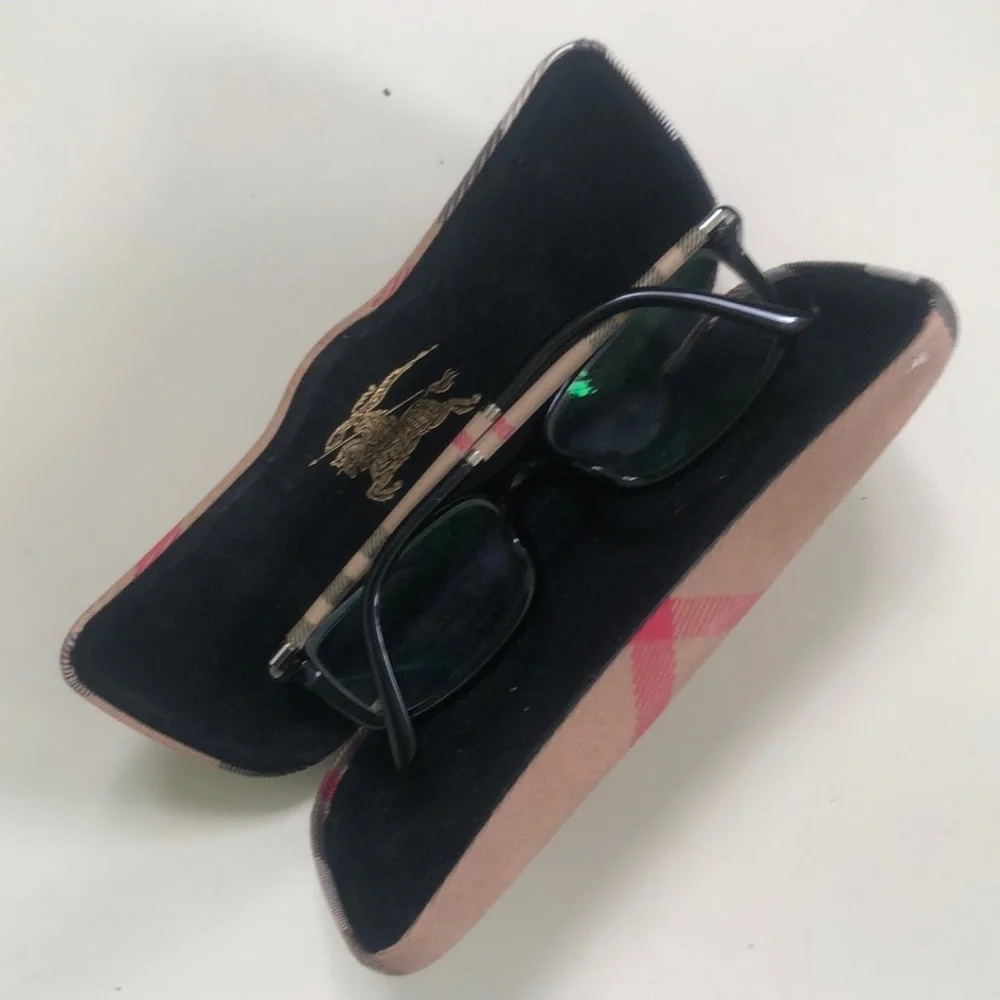 Burberry rectangle prescription